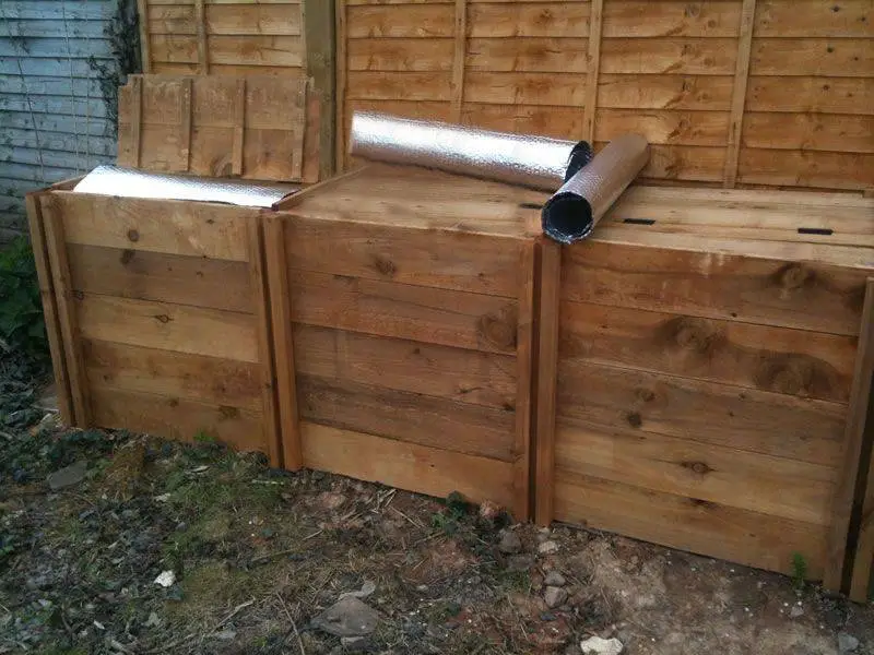 1150 Litre Blackdown Range Triple Deluxe Standard Wooden Composter 1 1150 Litre Blackdown Range Triple Deluxe Standard Wooden Composter