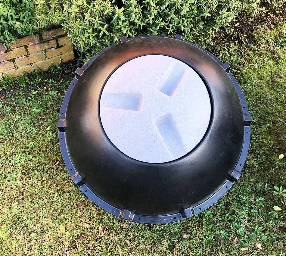 315L CompoSphere Rollable Tumbler Composter Black 2 315L CompoSphere Rollable Tumbler Composter Black - Image 2