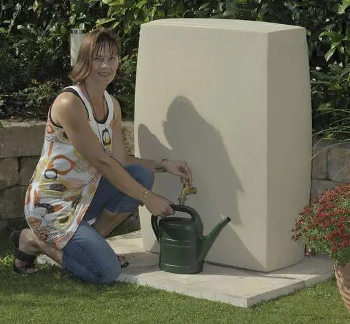 275L Noblesse Decorative Water Butt - Sandstone 3 275L Noblesse Decorative Water Butt - Sandstone - Image 3