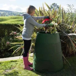 Recycled Plastic 330L Johanna Hot Composter - Green 13 Recycled Plastic 330L Johanna Hot Composter - Green -Gun Garden Shop greenjoh3 1 jpg