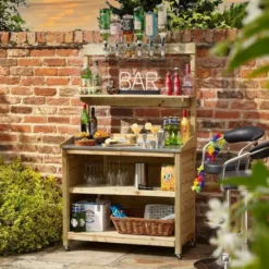 Luxury Wooden Garden Mini Bar