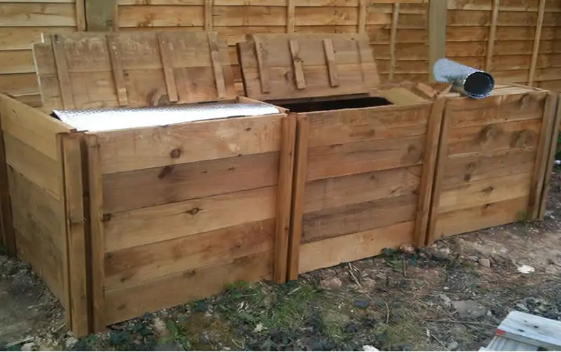 1900 Litre Blackdown Range Triple Deluxe Standard Wooden Composter 1 1900 Litre Blackdown Range Triple Deluxe Standard Wooden Composter